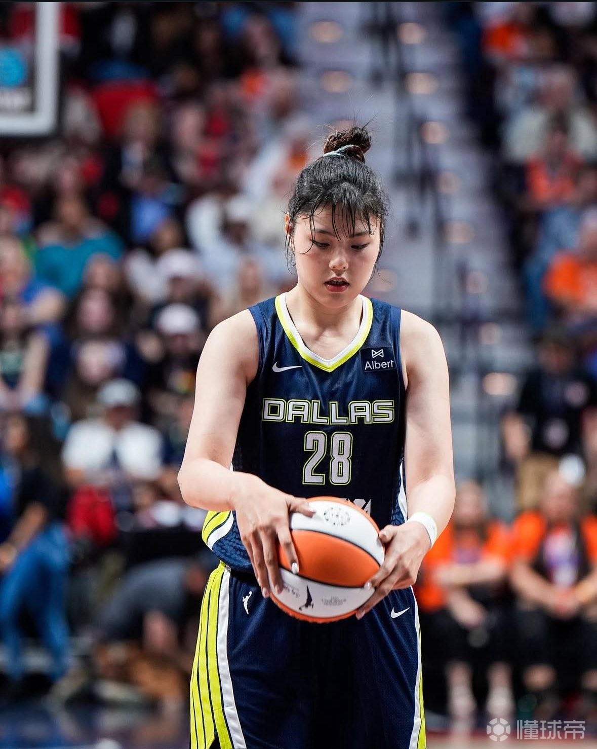 李月汝战旧主砍两双4记三分创WNBA生涯新高